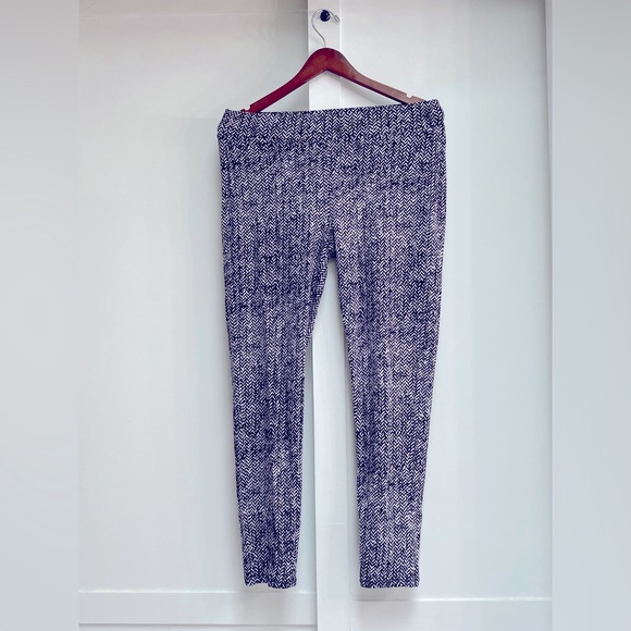 Bar III Stretch herringbone print legging -Size L - Picture 2 of 3
